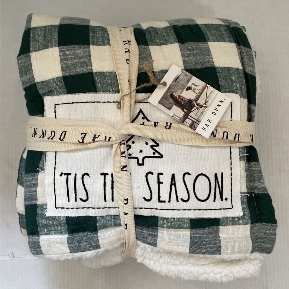 NEW Rae Dunn Tis The Season Buffalo Check Sherpa Throw Blanket Christmas